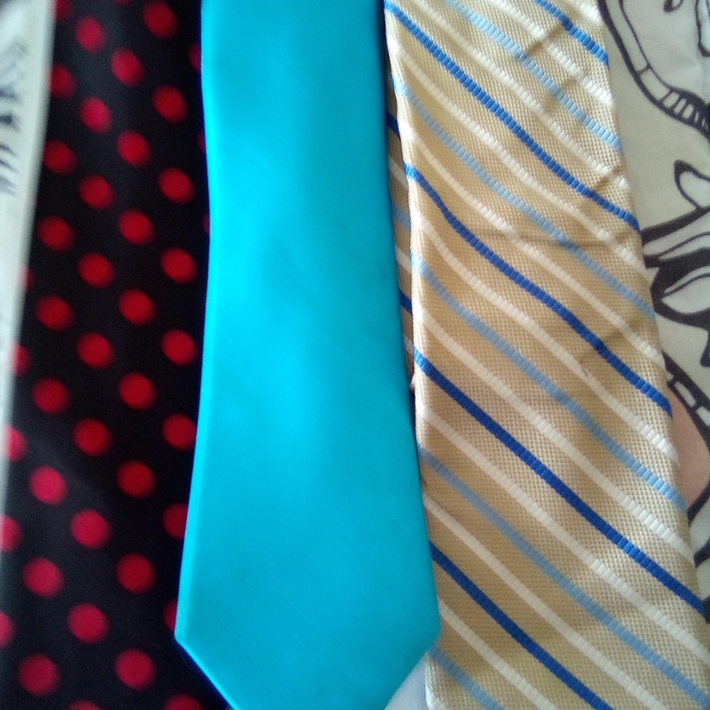3 Mens Genuine  Leather Belts $28 Sizes 32- 42 + Free Silk Necktie - Picture 13 of 14